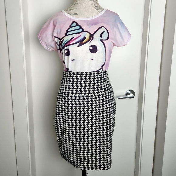 Vintage Houndstooth Pencil Skirt - Picture 8 of 10